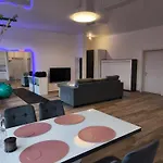 Moderne In Mit Fitnessgeraete * Drolshagen