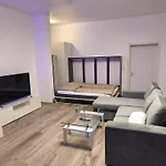 Moderne Ferienwohnung In Mit Fitnessgeraete * 德罗尔斯哈根