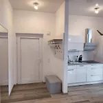 Moderne Ferienwohnung In Mit Fitnessgeraete