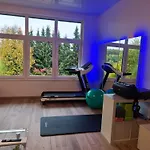 Moderne Ferienwohnung In Mit Fitnessgeraete 公寓 *