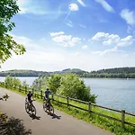 Moderne In Mit Fitnessgeraete Drolshagen