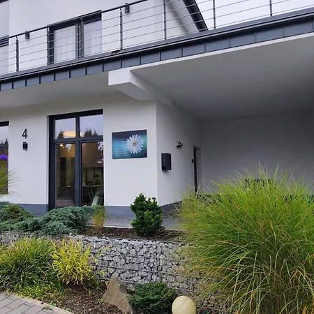 アパート Moderne In Mit Fitnessgeraete Drolshagen