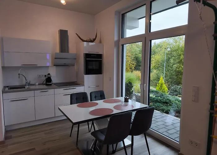 Moderne Ferienwohnung In Mit Fitnessgeraete Appartement