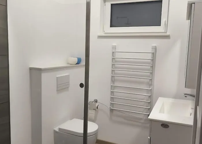 Appartement Moderne Ferienwohnung In Mit Fitnessgeraete