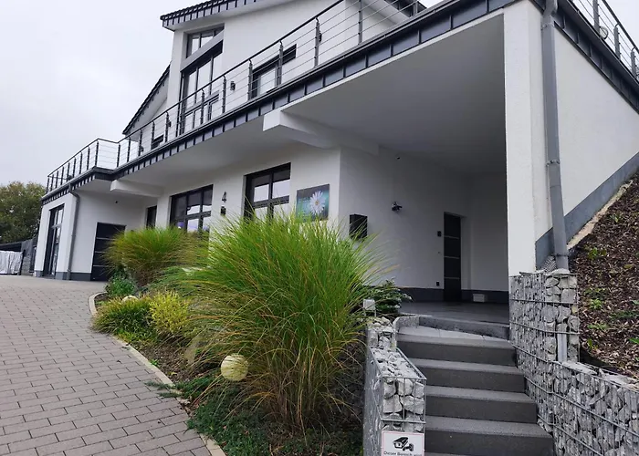 Moderne Ferienwohnung In Mit Fitnessgeraete * Drolshagen