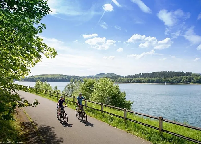 Modernes In Ruhiger Lage Inklusive Fitnessgeräte Für Ihr Workout Zu Hause Drolshagen